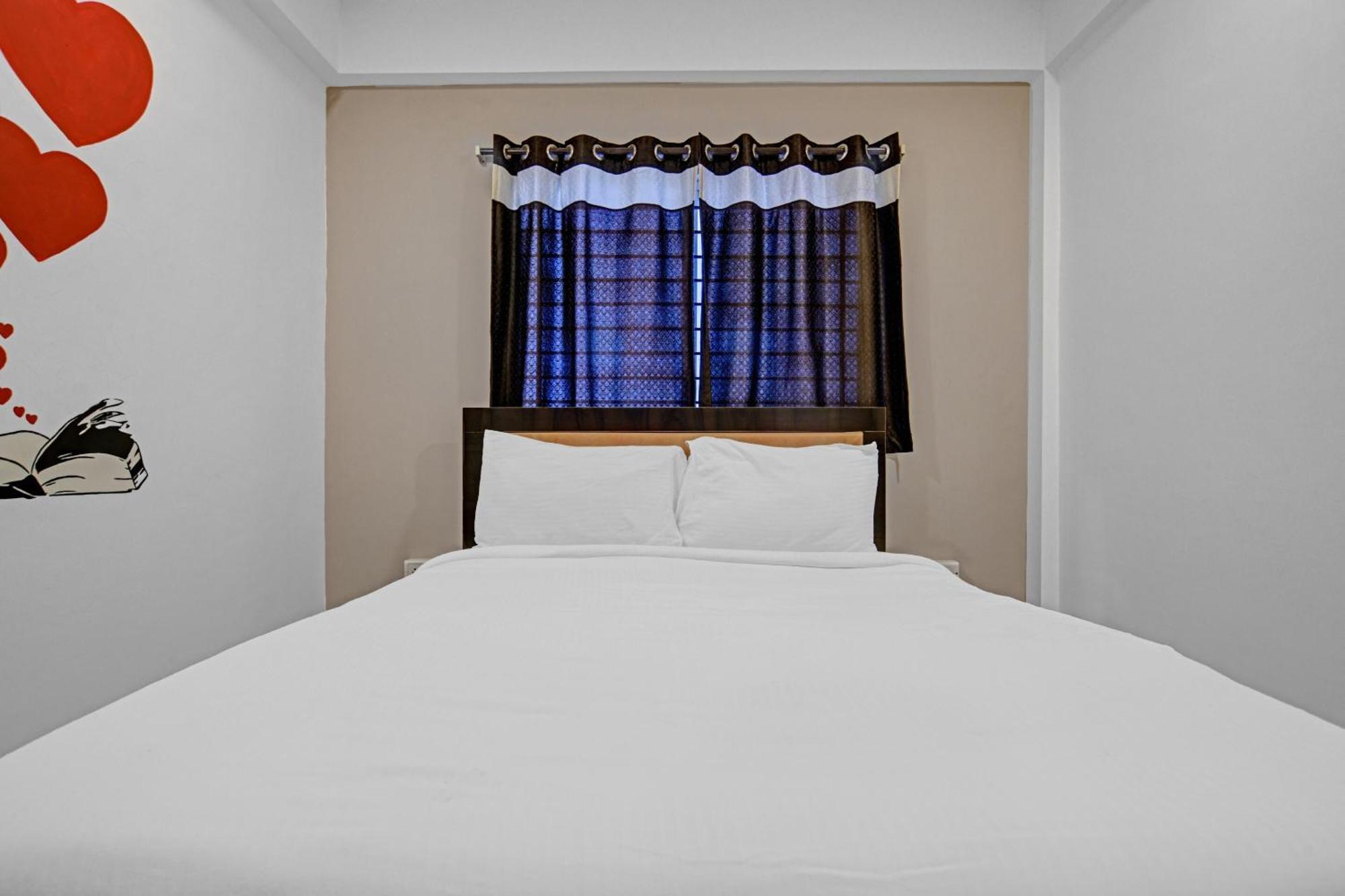 Collection O The Eternity Near Lig Sqaure Indore Exterior foto