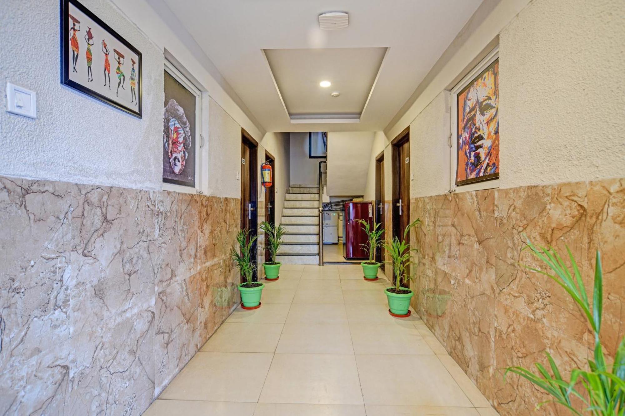 Collection O The Eternity Near Lig Sqaure Indore Exterior foto